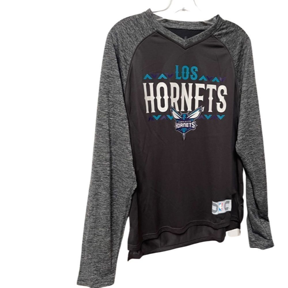 Charlotte Hornets Fanatics Branded Noches Shooting Raglan long sleeve size L - Picture 7 of 10